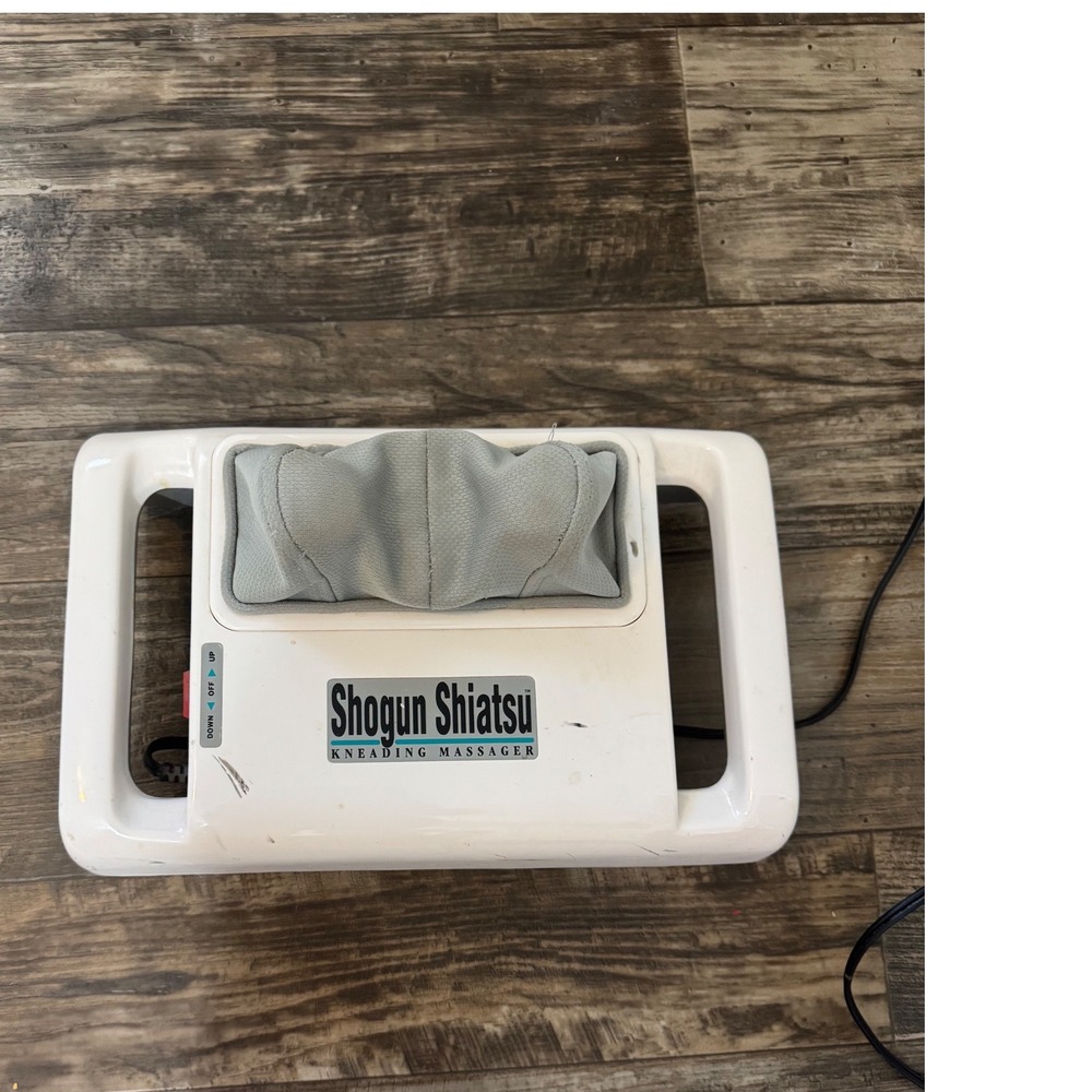 HoMedics Shogun Shiatsu Kneading Massager White SM-44 Electric Back Neck Massage